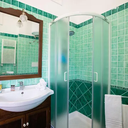 Apartment Sorrentovibes - In With Balcony And View Sorrent