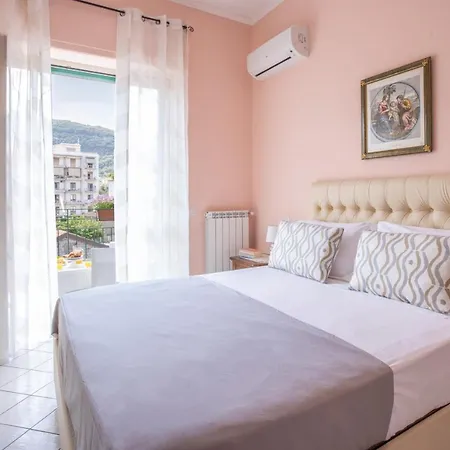 Sorrentovibes - In With Balcony And View Sorrent