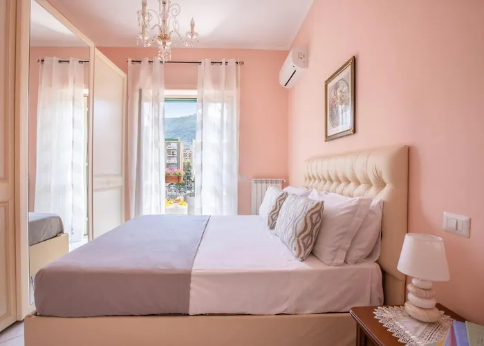 Sorrentovibes - In With Balcony And View Sorrento