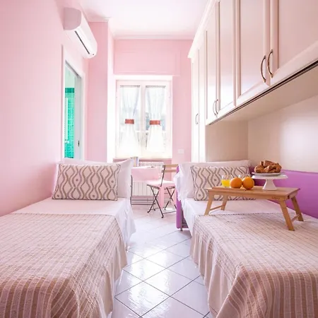 Sorrentovibes - In With Balcony And View Appartamento *